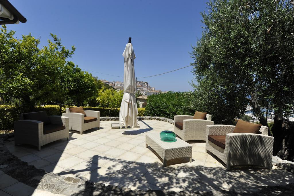 Albergo Villa Vittoria Rodi Garganico Exterior foto