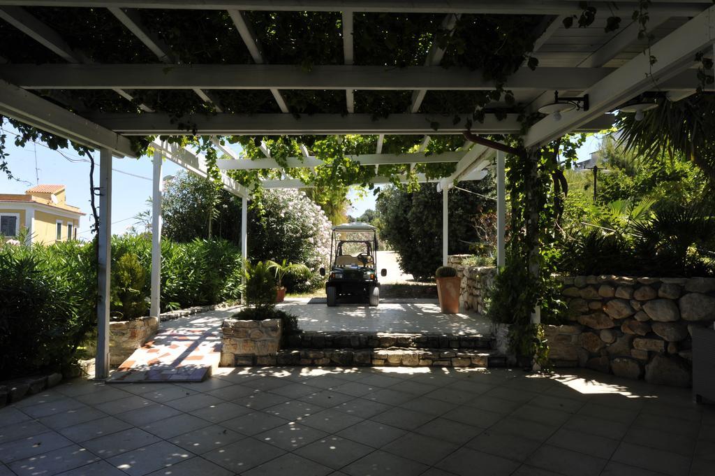 Albergo Villa Vittoria Rodi Garganico Exterior foto